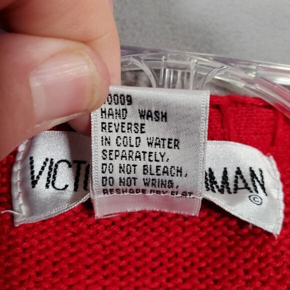 VTG Victoria Woman Holiday Sweater Vest 2X Red Embroidered Nutcracker Christmas - Picture 7 of 9